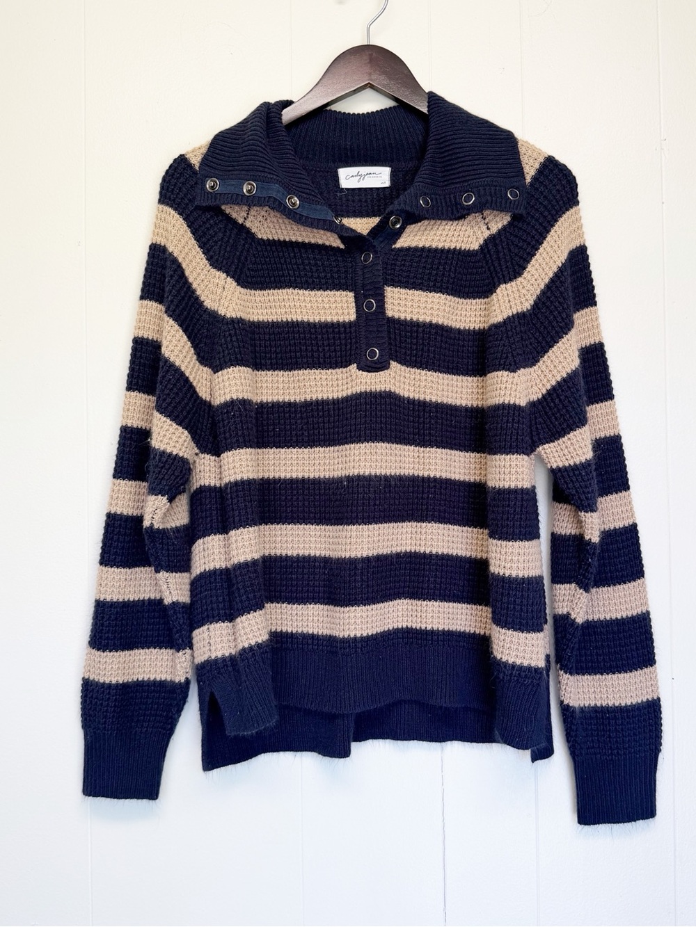 CARLY JEAN Los Angeles Blue Tan Stripe Collar Button Sweater Medium/Large